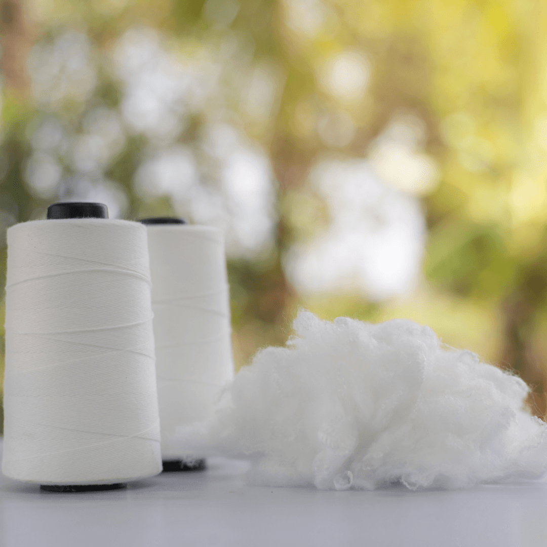 จุดหลอมเหลวของเส้นใยโพลีเอสเตอร์คือเท่าไร?